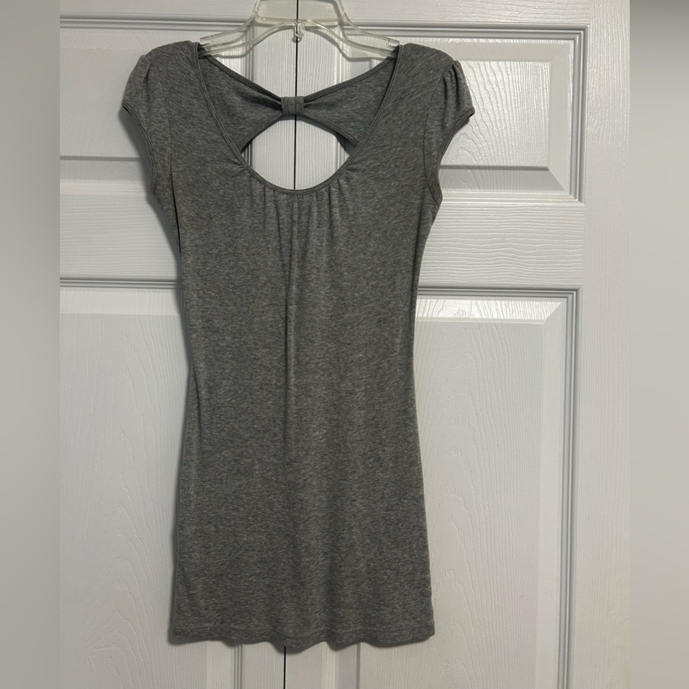 Express Sexy Basic Tee - Picture 1 of 4
